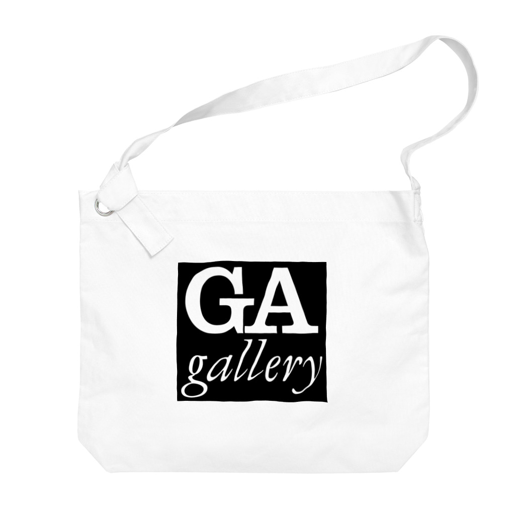 GA-GlobArchのGA Big Shoulder Bag