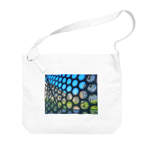 Fence Big Shoulder Bag