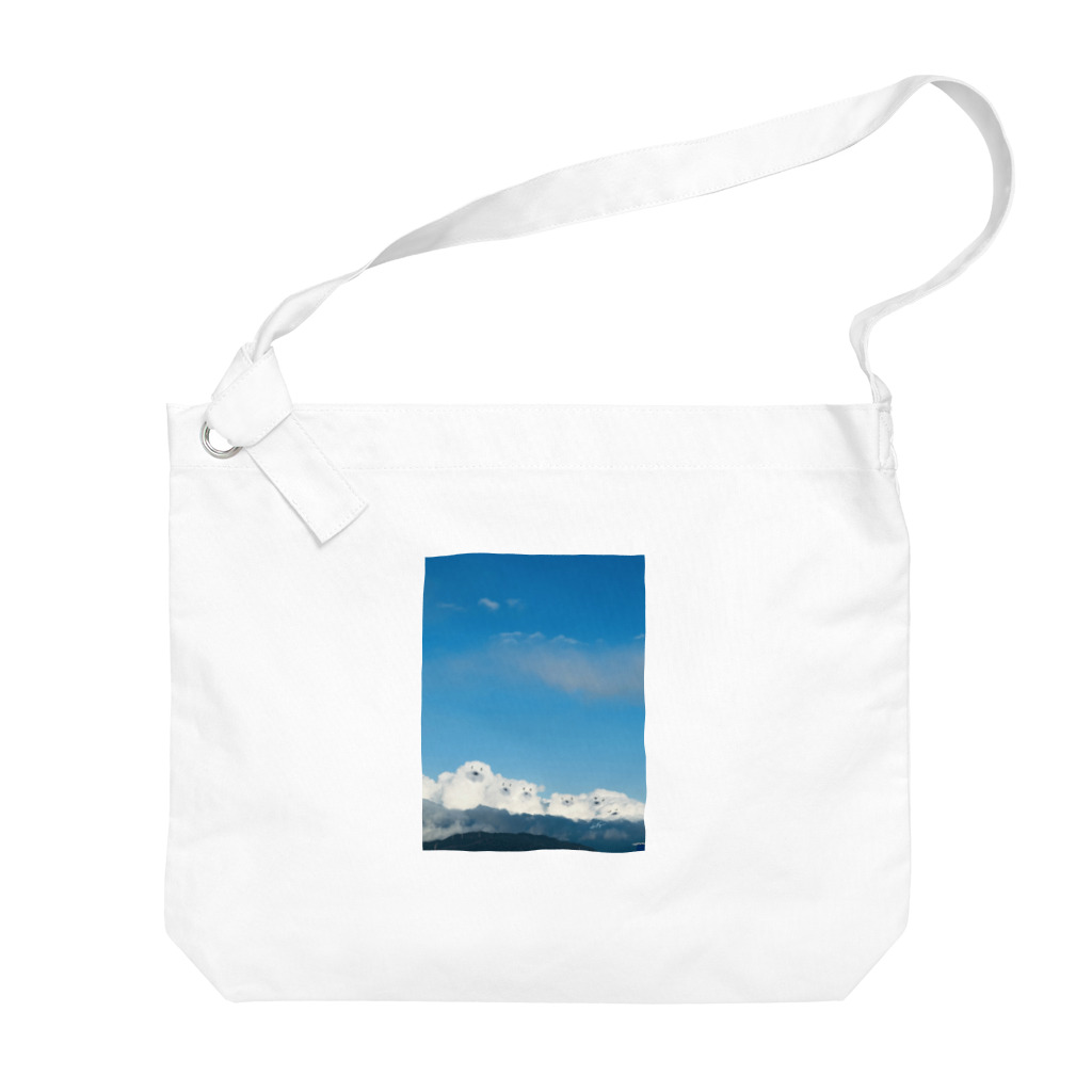 k_cloudart official shopのKUMO KUMA Big Shoulder Bag