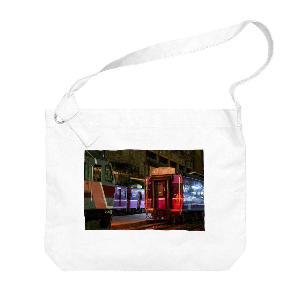 Second_Life_of_Railwaysのブルートレインが輝くファランポーン駅の夜 Big Shoulder Bag