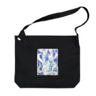 Lost'knotのBlue nine-tailed fox Big Shoulder Bag