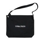 TORIKO ROOMの「TORIKO ROOM」ショップロゴアイテム フォントホワイト Big Shoulder Bag