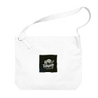 BILBILのUkiyE クライシスロゴシリーズ Big Shoulder Bag