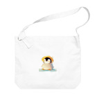 AQUAMETAVERSEの帽子をかぶった可愛い子供ペンギン Marsa 106 Big Shoulder Bag