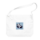 IMAOKA-RYOのふわふわのパンダ Big Shoulder Bag