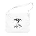 nidan-illustrationの"SWEET STEEL Cycles" #1 Big Shoulder Bag