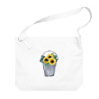 Fred HorstmanのWatering bucket and sunflowers  じょうろ と ひまわり Big Shoulder Bag