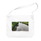 日常をのぞき見してみるの川面 夏の風景 Big Shoulder Bag