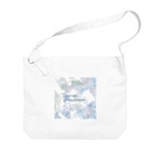 LeafCreateのQuiteStone WinterWonderland Big Shoulder Bag