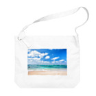 Infinity shopの青空と砂浜 Big Shoulder Bag