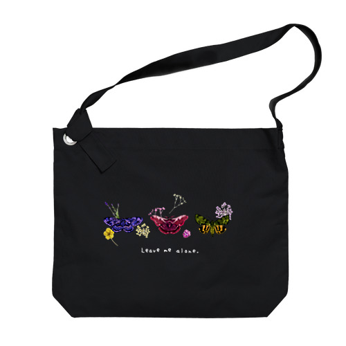 蛾とお花バッグ/Black Big Shoulder Bag