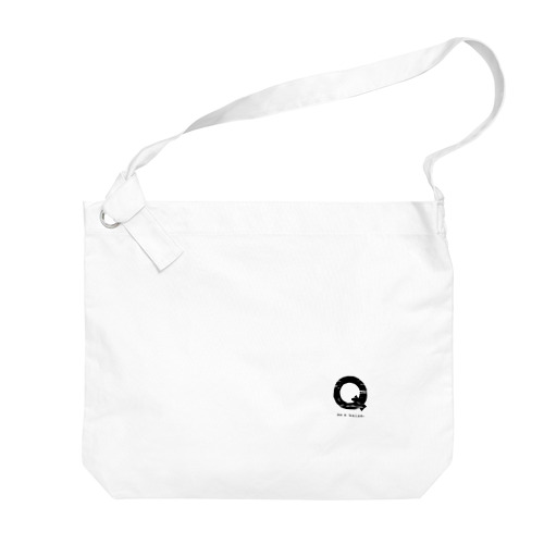 【Q】イニシャル × Be a noise. Big Shoulder Bag