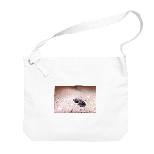 ウミガメの赤ちゃん Big Shoulder Bag