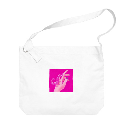 pinky scorpion Big Shoulder Bag