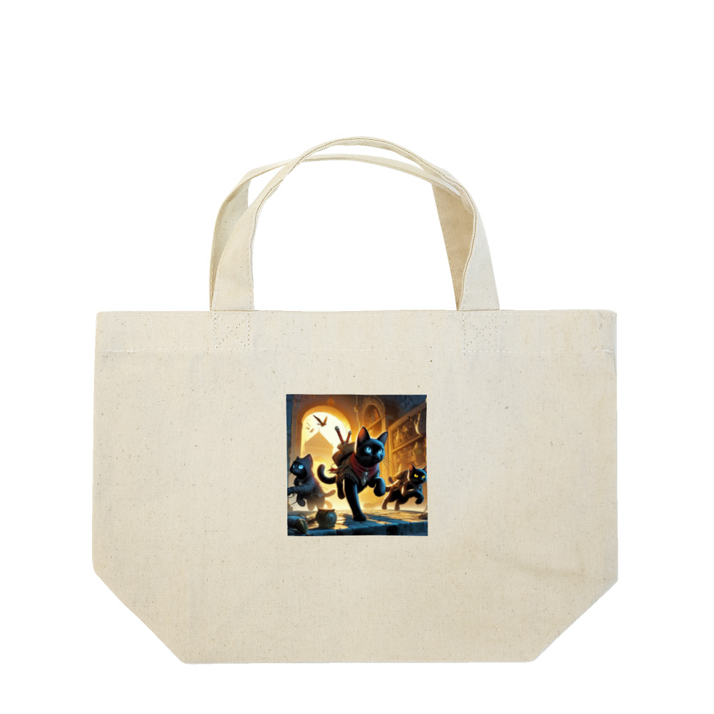 3匹の黒猫 ショップの猫の大冒険 Lunch Tote Bag