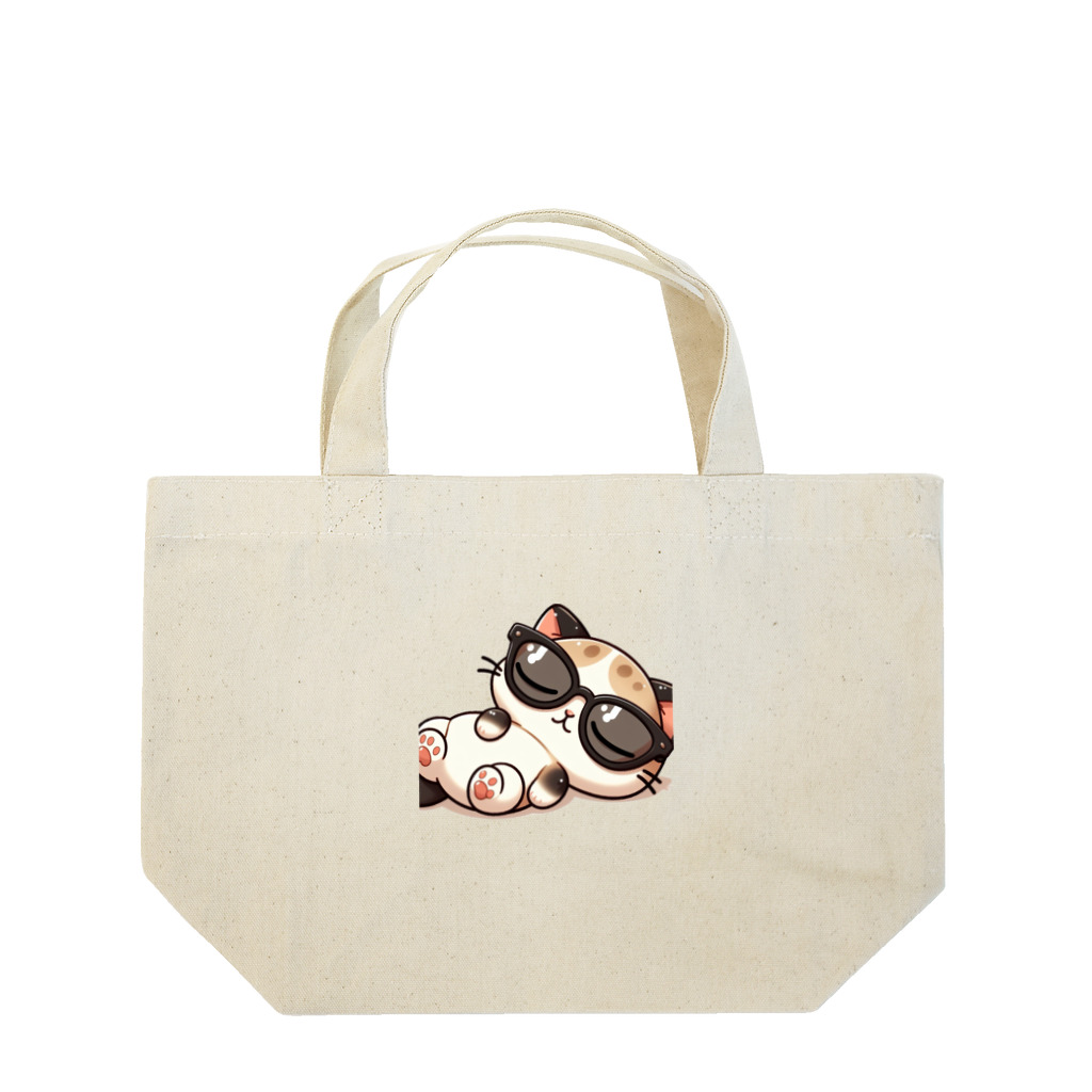 にゃむにゃむ（SUZURI店）の気持ちよくお昼寝中の猫 Lunch Tote Bag