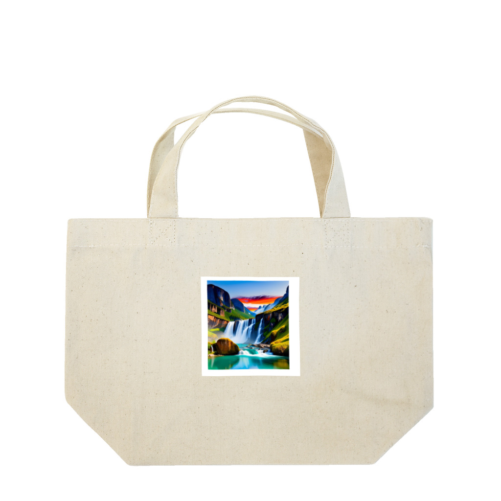 rokuryuuの夜明けの滝と山々の美しい自然風景 Lunch Tote Bag