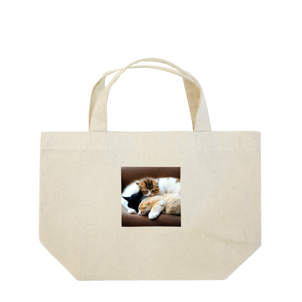 癒されショップのお昼寝ニャンコ Lunch Tote Bag