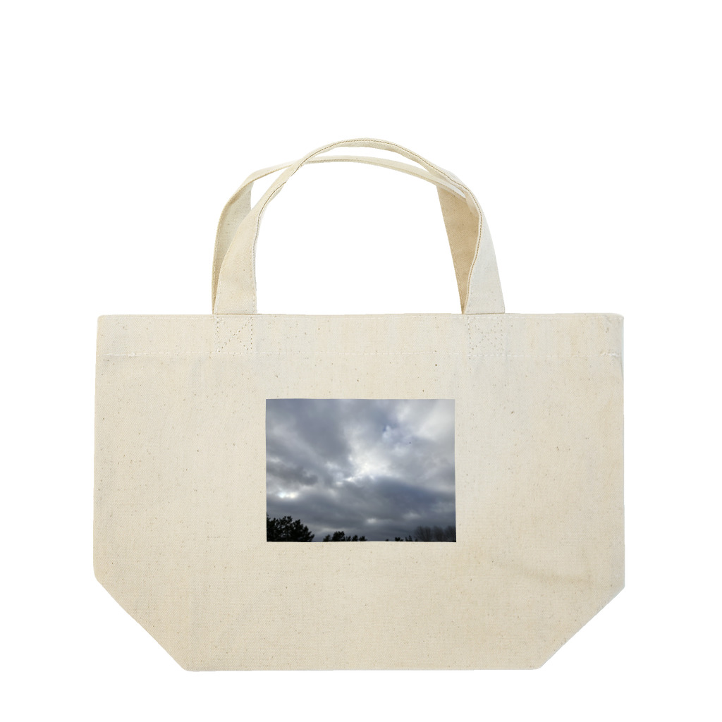 そらの4月22日　吹き荒れる風と雲 Lunch Tote Bag