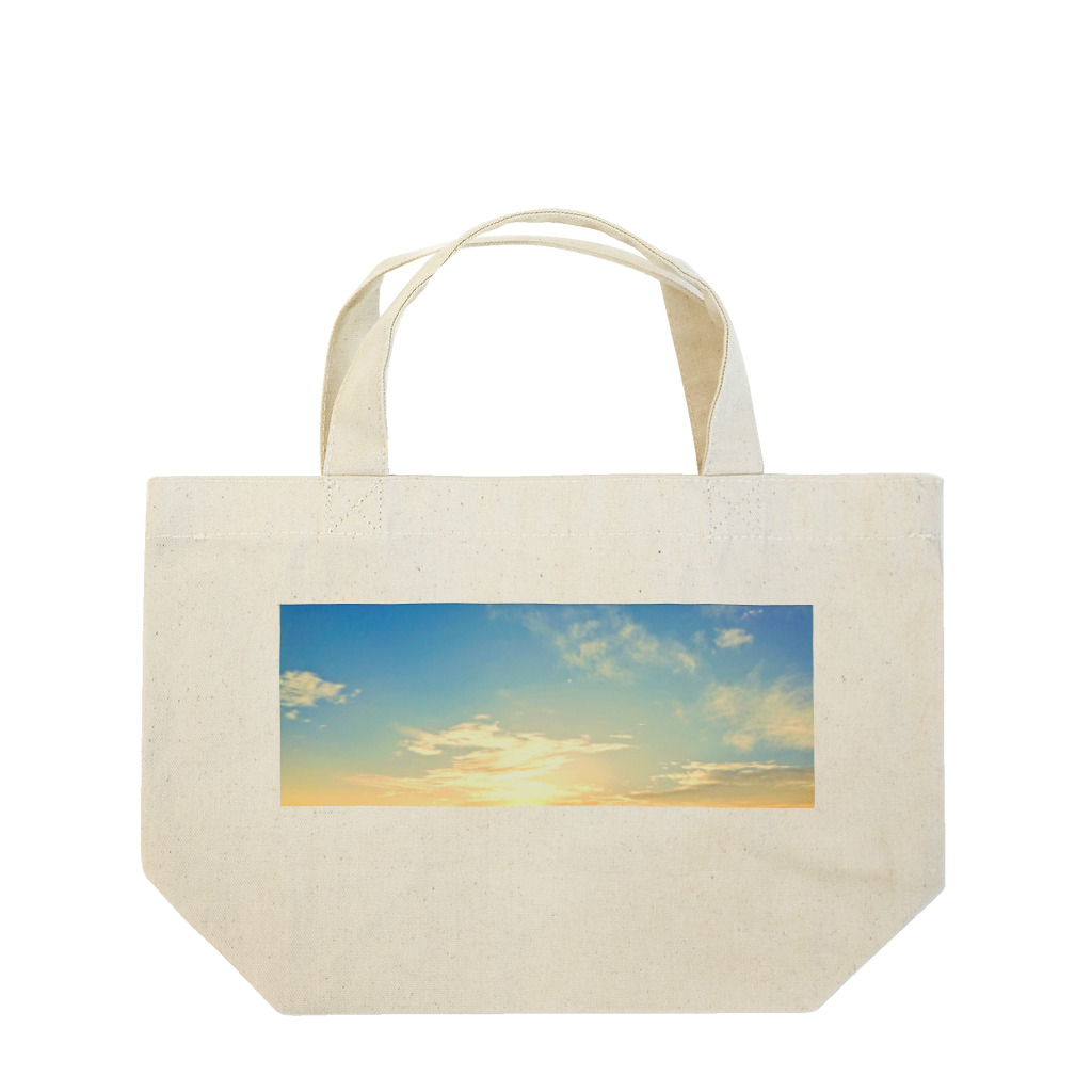 INAKAの儚い空 Lunch Tote Bag