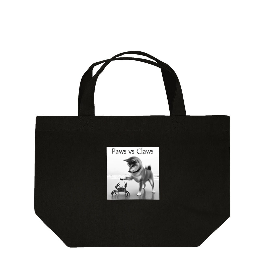 MatrixSphereのPaws vs Claws モノクローム Lunch Tote Bag