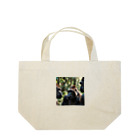 sunday_sataurday_freedayの社交的なゴリラ Lunch Tote Bag