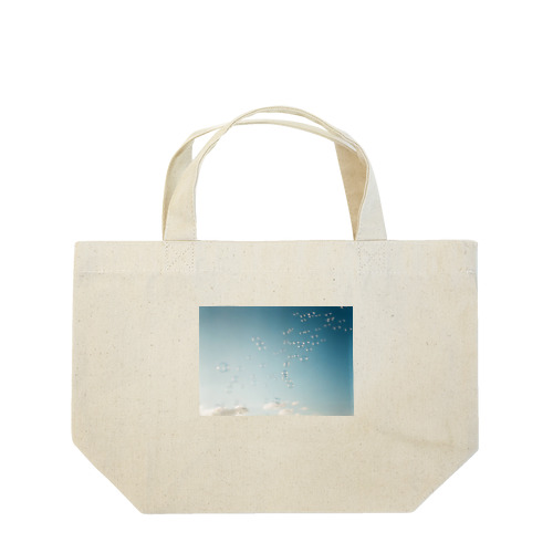 空と泡沫 Lunch Tote Bag
