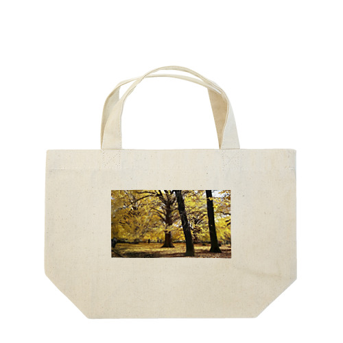 晩秋の公園にて Lunch Tote Bag