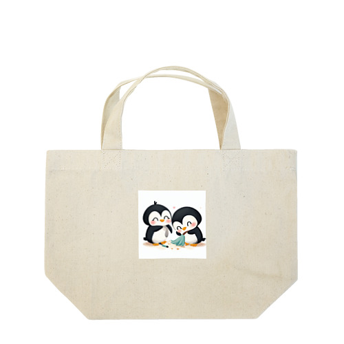 Penguin cleaning（掃除をするペンギン） Lunch Tote Bag