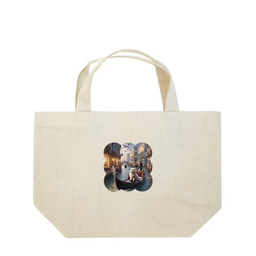 ヴェネツィアの運河でゴンドラに乗っているネコ Lunch Tote Bag