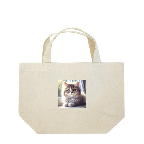 子猫のキャラクターグッズです。 Lunch Tote Bag