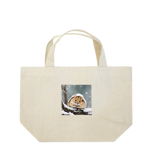 雪の中のヤマネ Lunch Tote Bag