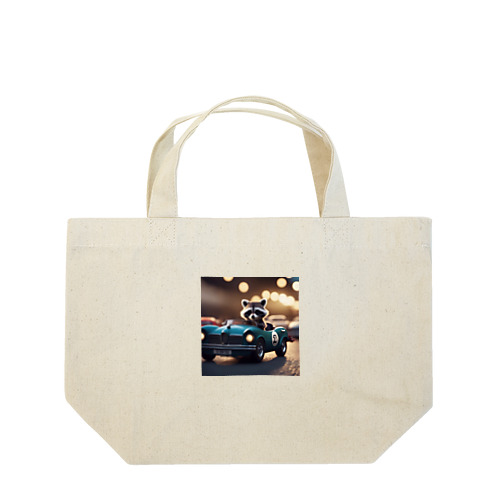 カーレースに参加しているアライグマ Lunch Tote Bag