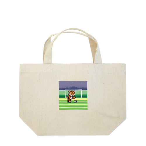 サッカーをしているトラ Lunch Tote Bag