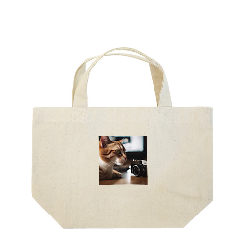 猫ちゃん　v8 Lunch Tote Bag