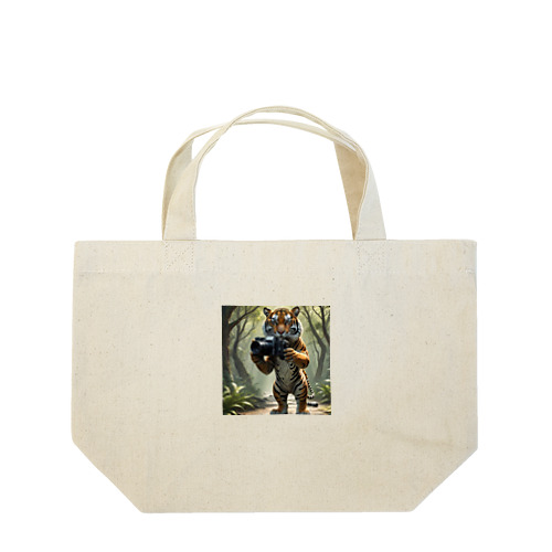 タイガーカメラマン Lunch Tote Bag