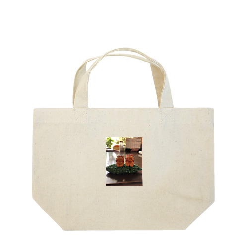 ゴーヤに乗ったシーサー Lunch Tote Bag