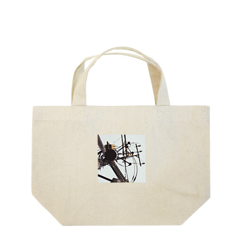 電線4 Lunch Tote Bag