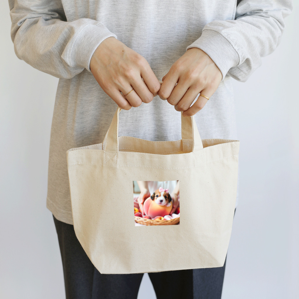 まさユキの桃から生まれ子犬 Lunch Tote Bag