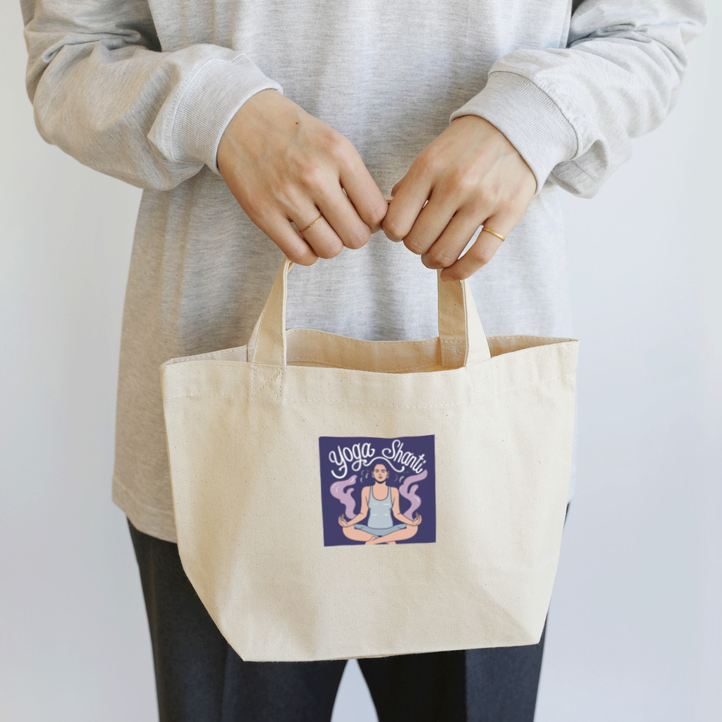 ヨガシャンティのヨガシャンティロゴ入り呼吸法する女性 Lunch Tote Bag