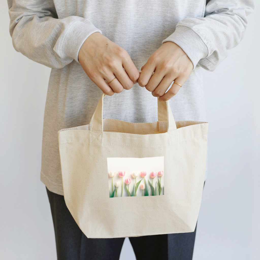 きまぐれ更新ゆるかわイラスト屋さんのピンクと白のチューリップ Lunch Tote Bag