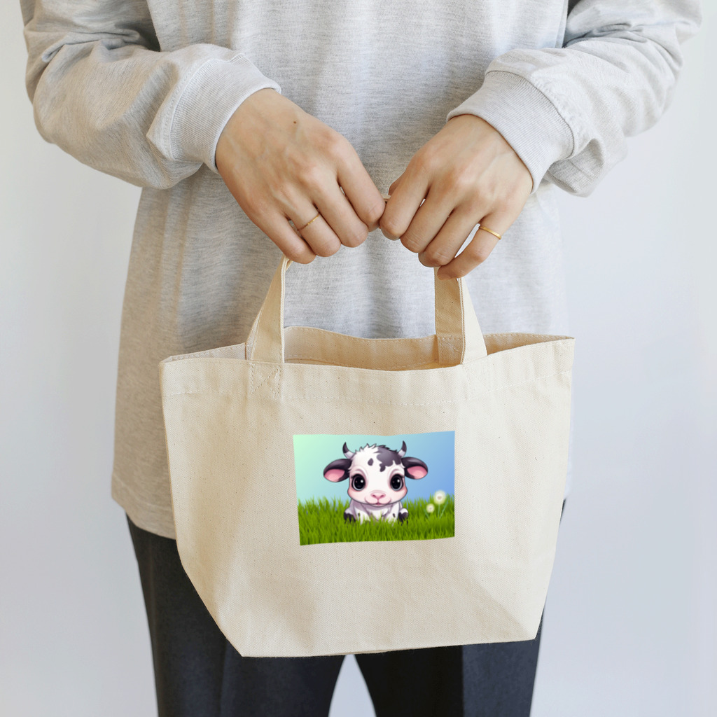 Vasetti_pressの草の中に座っている牛ちゃん Lunch Tote Bag