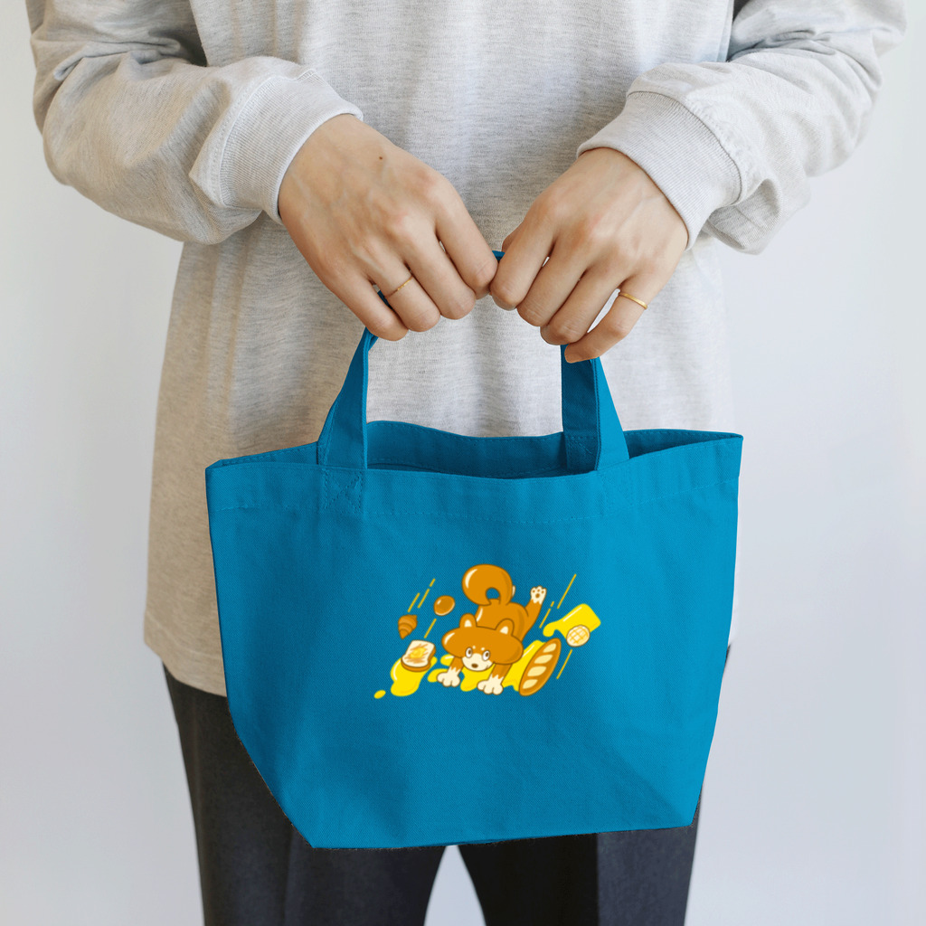 kocoon（コクーン）のパンと駆ける柴犬 Lunch Tote Bag