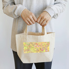 Laquamarmoの草花の絨毯の、優しい色合い Lunch Tote Bag