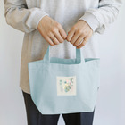SuRa/AIイラストのPastelFlower Lunch Tote Bag