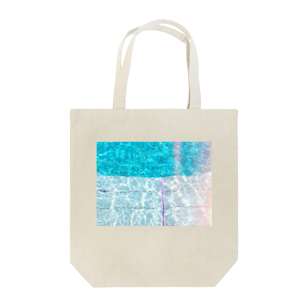 アイマイナナメのプール Tote Bag