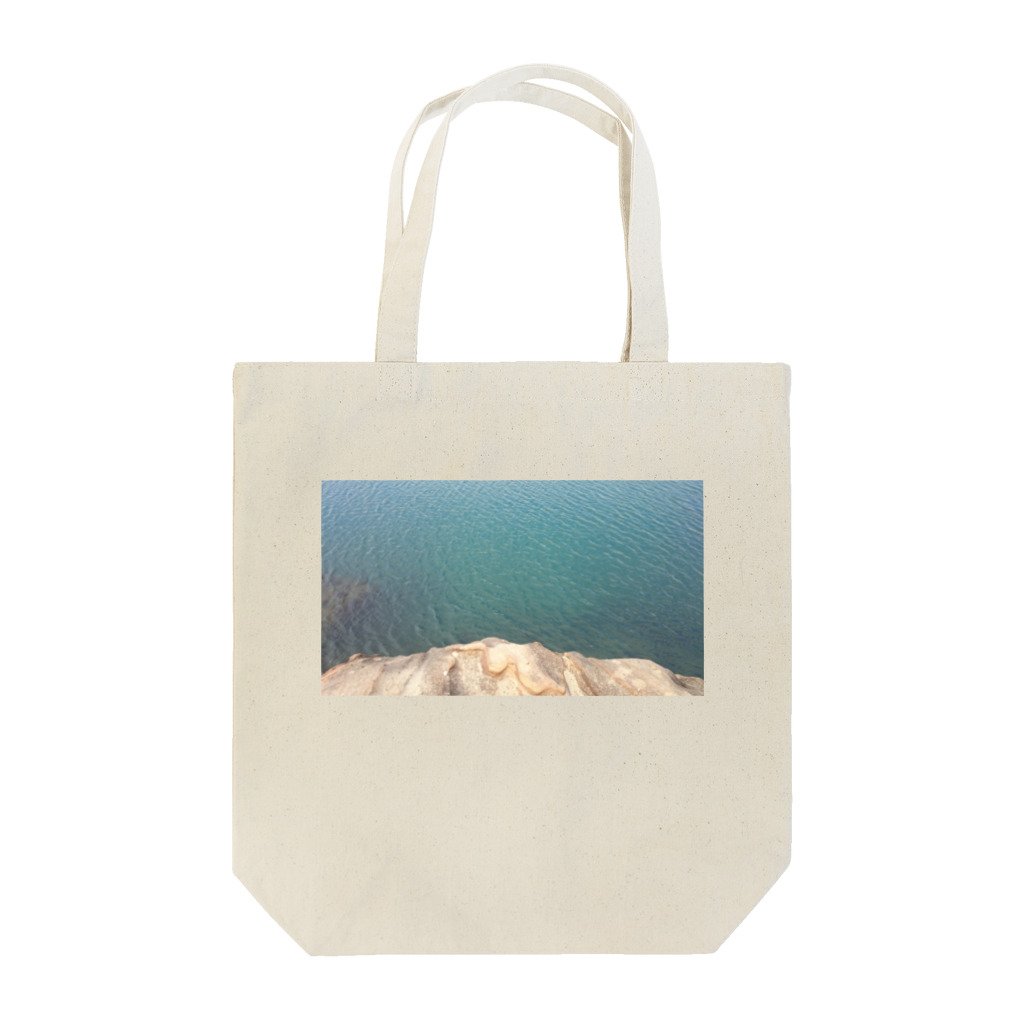 KenYの海と岩とのコンポジション Tote Bag