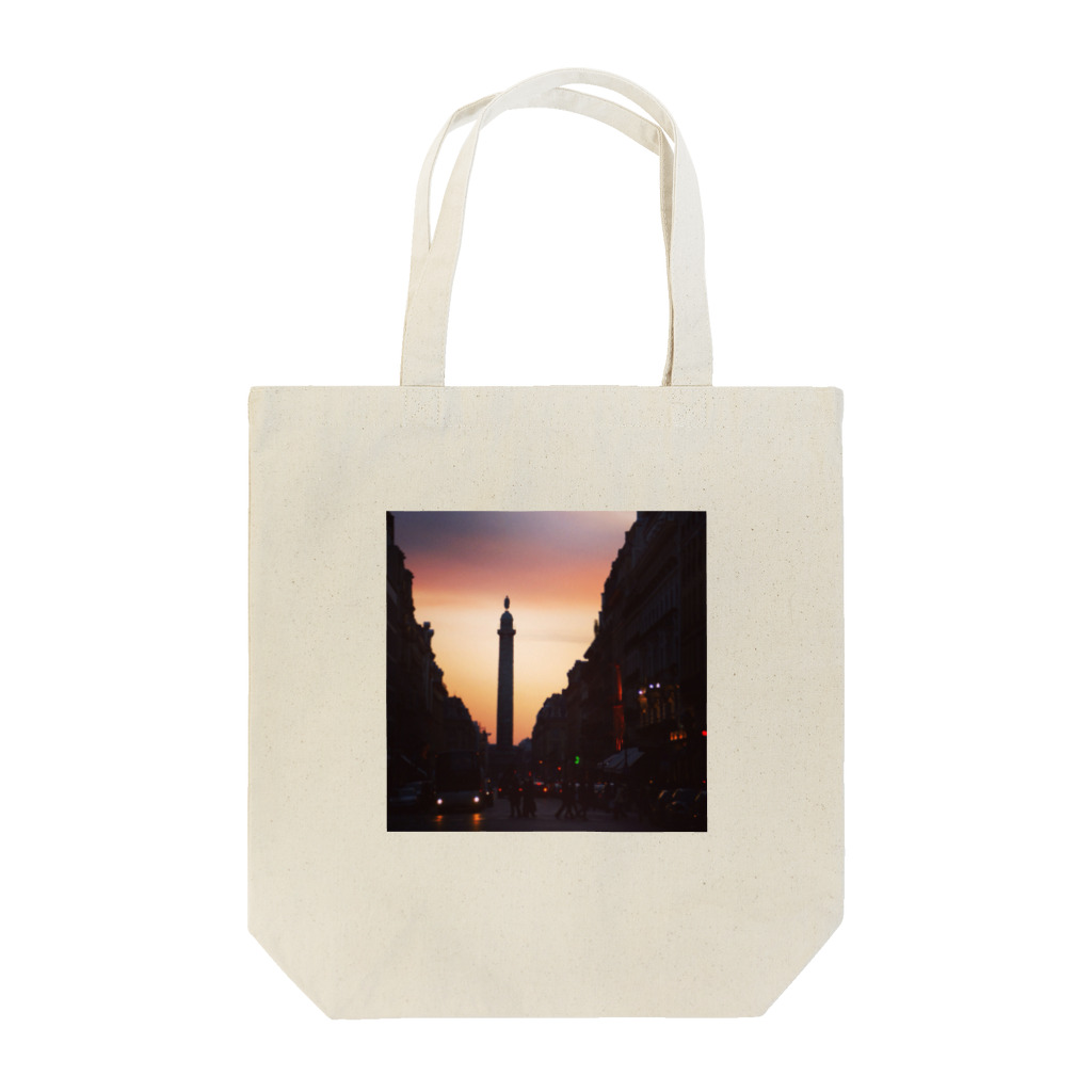 pilkkuのParis Tote Bag