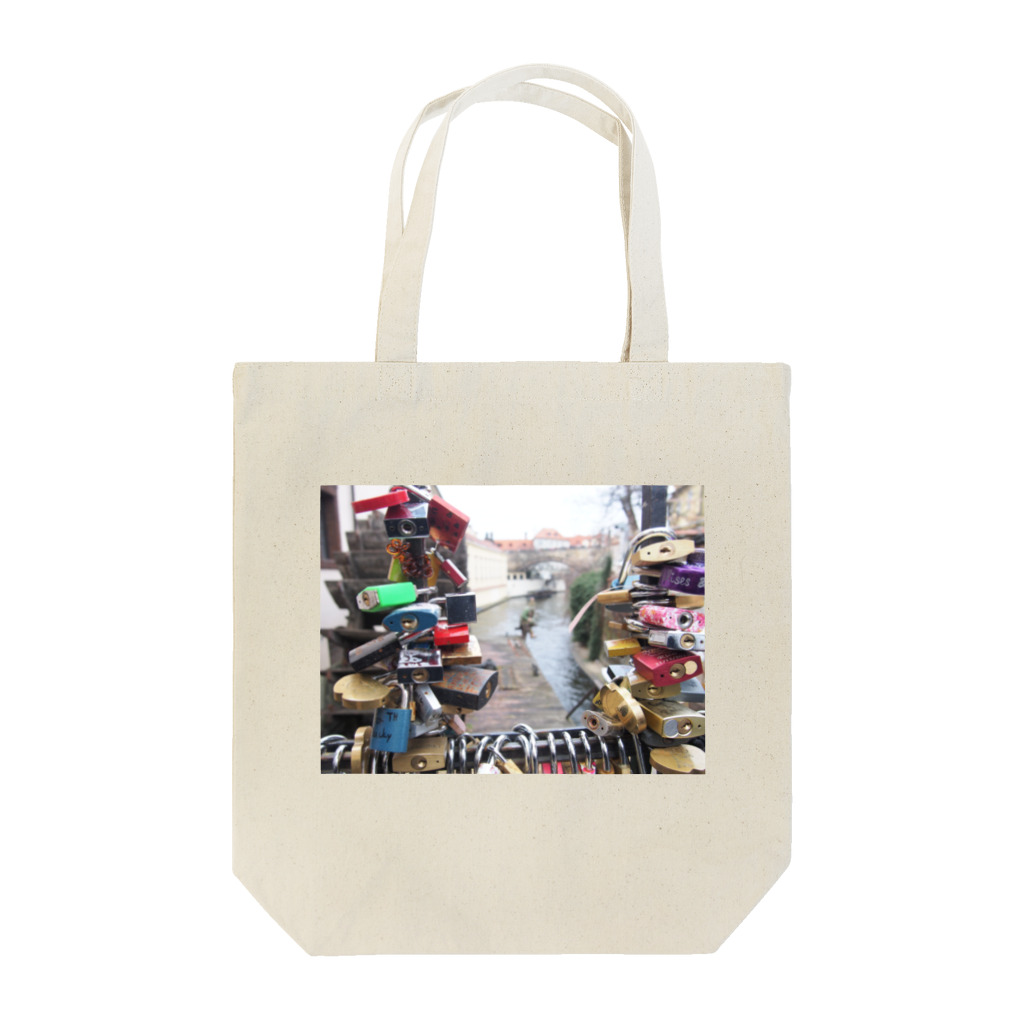 こけしのプラハの街角にて Tote Bag