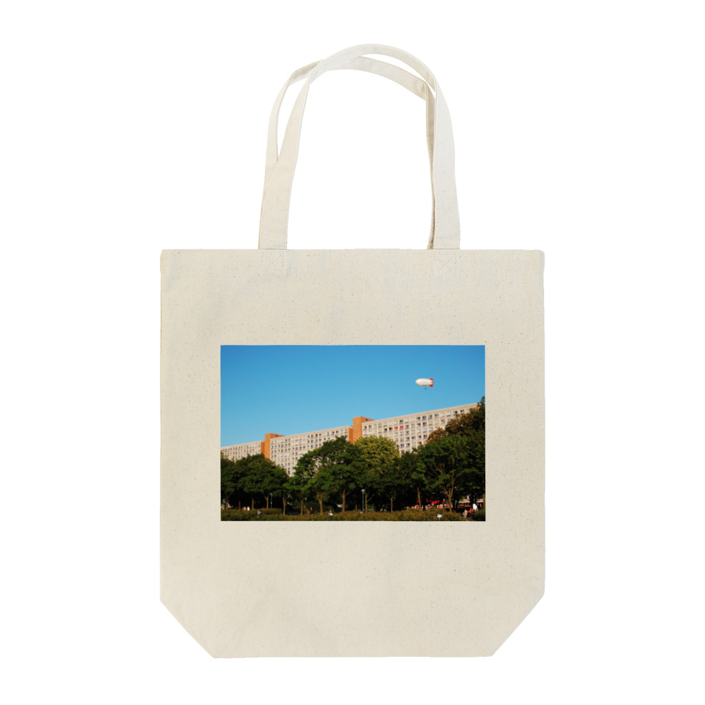 Kaori A.のBerlin Alexanderplatz 01 Tote Bag